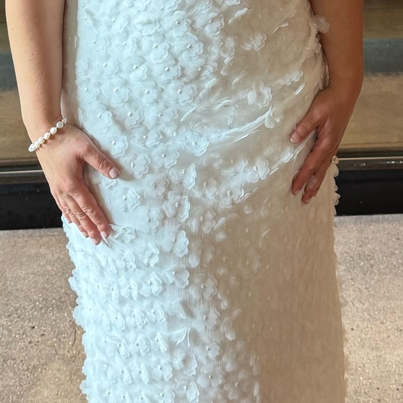 Lulu’s Bridal dress size Medium - Picture 3 of 3